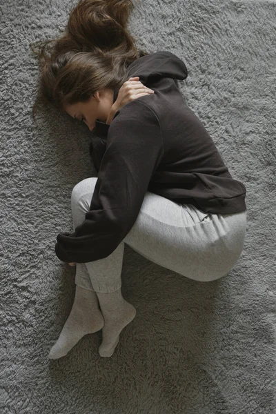 Caucasian Woman Lying Carpet Home Mental Problem — Stock Photo, Image