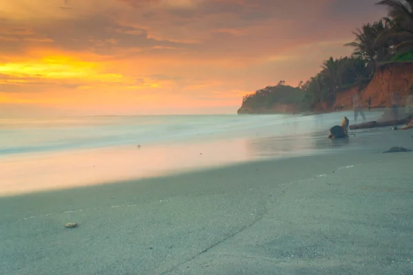 Pemandangan Alam Indonesia Pantai Saat Matahari Terbenam — Stok Foto