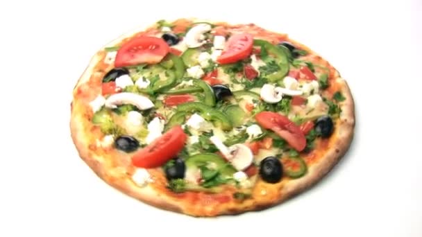 Vegetarische Pizza rotieren — Stockvideo