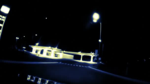 Tankstelle in der Nacht — Stockvideo