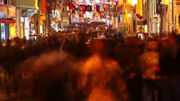 Istanbul istiklal Straße in der Nacht. Zeitraffer — Stockvideo