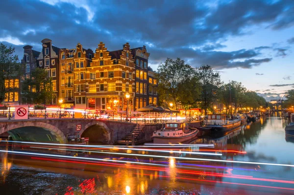 Netherlands Typical Dutch Houses Evening Embankment Amsterdam Houseboats Moored Coast — ストック写真