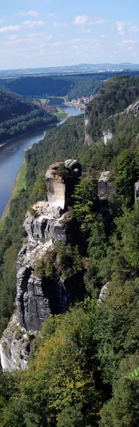 bastei, elbe Vadisi v2 üzerinden görünüm