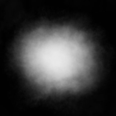 Siyah arkaplanda beyaz duman veya sis