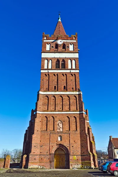 Iglesia de San Jorge (Kirche Friedland) templo gótico del siglo XIV. Ciudad Pravdinsk (hasta 1946 Friedland), Provincia de Kaliningrado, Rusia —  Fotos de Stock
