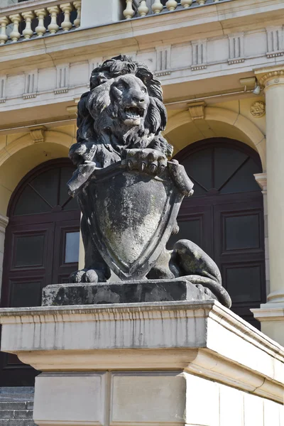 Koenigsberg lion. Kaliningrad (Koenigsberg before 1946), Russia — Stock Photo, Image