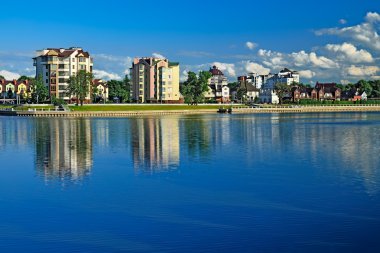 bir yaz akşamı göl verhnee (oberteich önce) çıkabilir