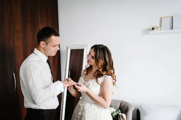 Attractive Bride Wears Wedding Engagement Ring Finger Handsome Groom Preparations — стоковое фото