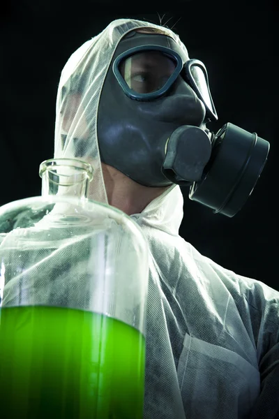 Carrying chemical waste — Stock Photo, Image