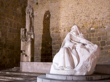 Anıt, Azize Teresa Avila. (Teresa Avila)