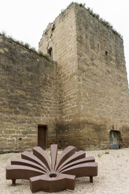 santo domingo de la calzada, la rioja duvarlar. İspanya.