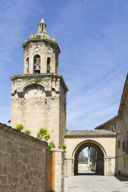 Haç Kilisesi. Puente la reina, navarra. İspanya.