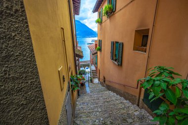 Como Gölü, İtalya 'daki Güzel Sahil Kasabası Varenna.