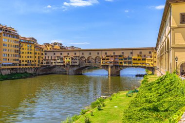 Ponte Vecchio ortaçağ ünlü şehri Floransa, İtalya 'da