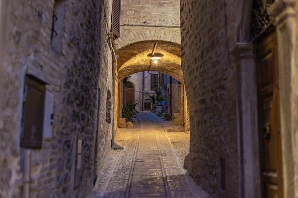 Ночной Вид Средневековый Город Спелло Умбрии Италия — стоковое фото