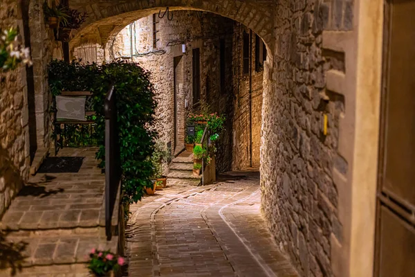 Ночной Вид Средневековый Город Спелло Умбрии Италия — стоковое фото