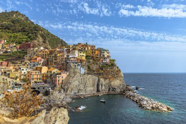 İtalya 'nın Cinque Terre kentindeki Manarola kasabası