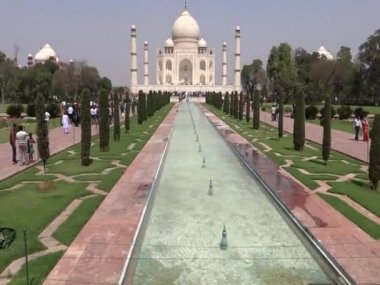 Colouful Tajmahal