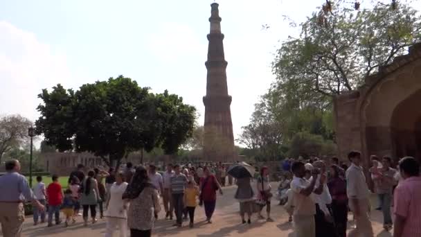 Qutub Minar — Vídeo de stock
