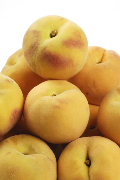 Желтый персик — стоковое фото