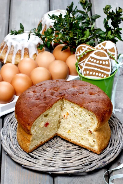 Yeast cake — Stock Photo, Image