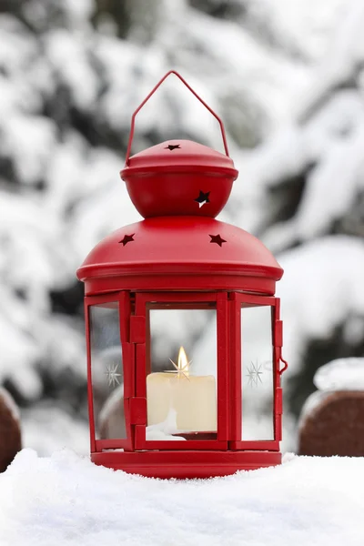 Red lantern, winter garden decor — Stock Photo, Image