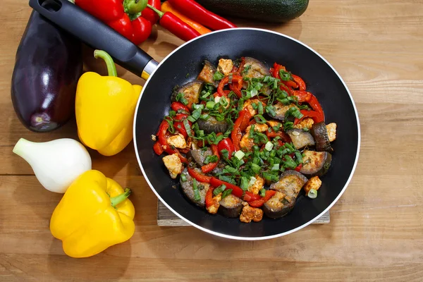 Mexican dish in frying pan — Stock Photo, Image