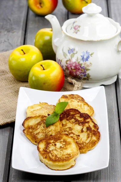 Apple fritters — Stock Photo, Image