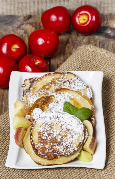 Apfelkrapfen — Stockfoto