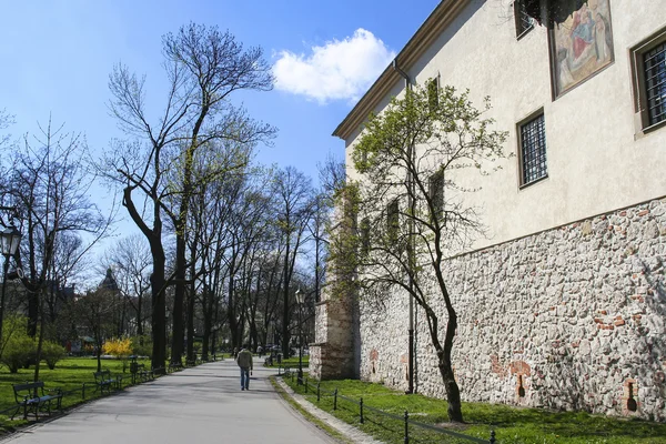 Planty park egyike a legnagyobb városi parkok, krakaw, Lengyelország. — Stock Fotó