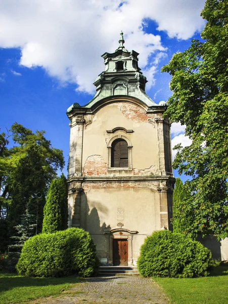 延杰尤夫修道院是建于 12 世纪的修道院修道院 — 图库照片