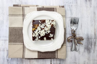 zencefilli kek çikolata ve fındık ile Üstten Görünüm