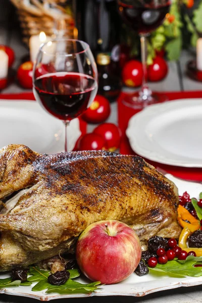 Roasted goose on the table — Stock Photo, Image