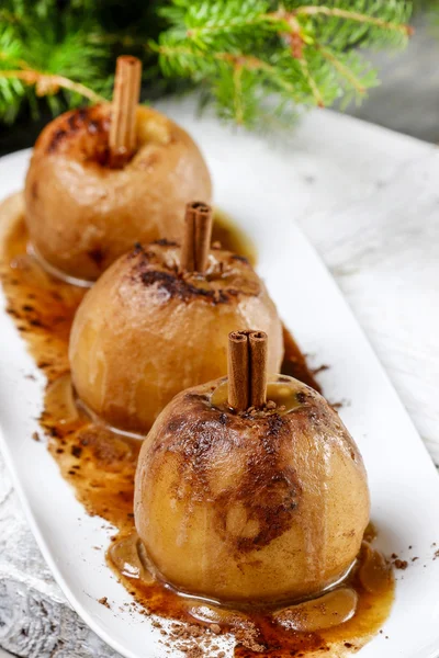 Caramel apples in christmas setting — Stock Photo, Image