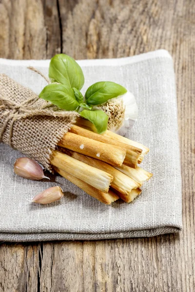 Traditionele Italiaanse breadsticks — Stockfoto