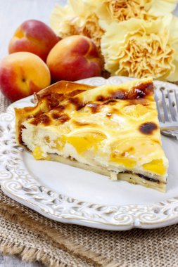 şeftalili tart