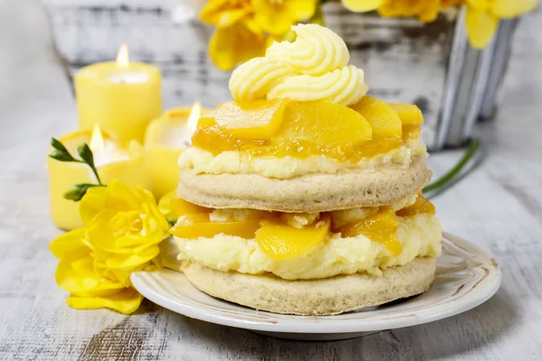 Pastel de durazno de capa —  Fotos de Stock