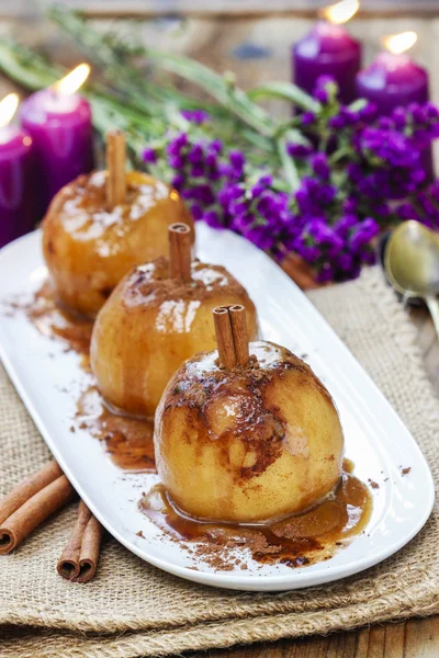 Apples in caramel — Stock Photo, Image