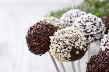 Çikolatalı kek çıkar