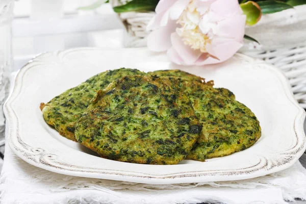 Spinach fritters — Stock Photo, Image
