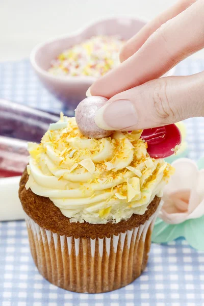 Cupcake colorati di Pasqua — Foto Stock