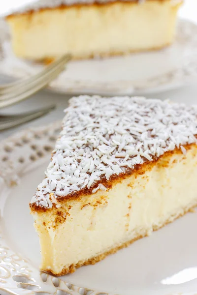 Traditional cheesecake — Stock Photo, Image