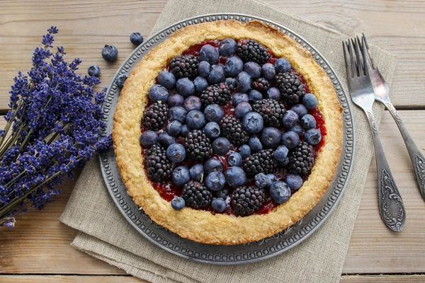 Bosbes en blackberry tart — Stockfoto