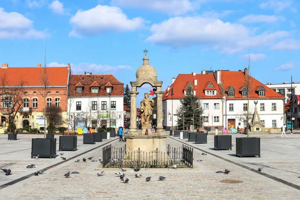 Monumento Plaza Principal Del Mercado Myslenice Polonia — Foto de Stock