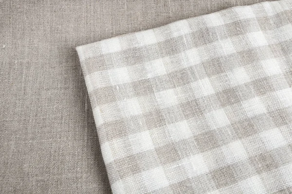 Damalı gri ve beyaz masa örtüsü. Grafiksel kaynaklar