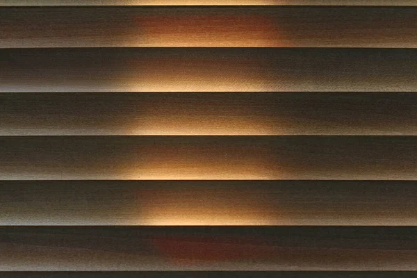 木製窓ブラインドと日光の詳細 グラフィックリソース — ストック写真