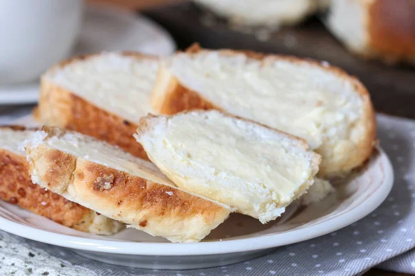 Dolce Focaccina Affettata Piatto Colazione Gustosa — Foto Stock