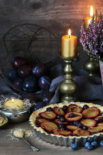 Traditionell Rund Plommonpaj Bordet Party Dessert — Stockfoto