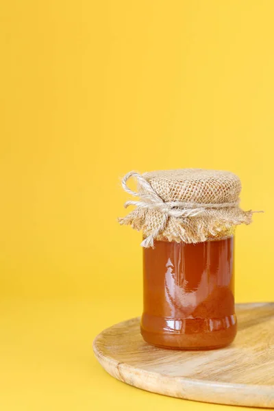 Jar Honey Yellow Background Healthy Food — Stock Photo, Image