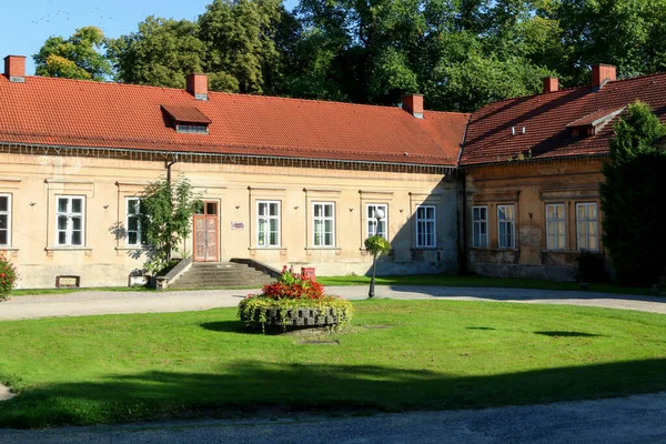 Palast Der Adelsfamilie Bobrowski Andrychow Polen — Stockfoto